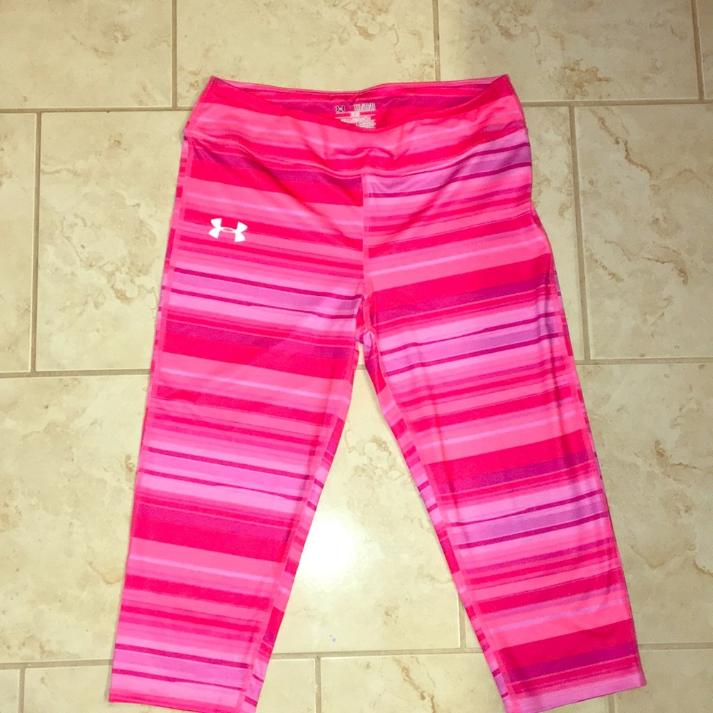pink capri under armour leggings